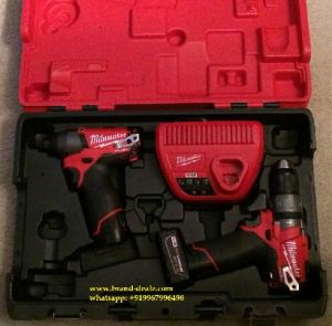 Milwaukee Fuel 2598-22 M12 Combo Drill Kit