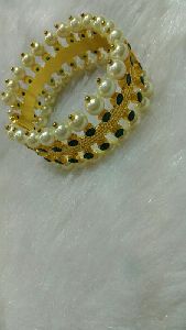 pearl bangle