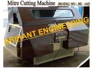 Mitre Cutting Machine