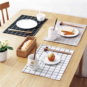 Stylish Table Mat