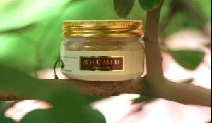 Bhumih Ayurveda Face Scrub