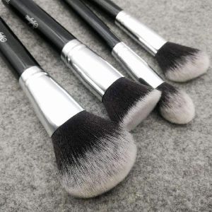 Makeup Brush