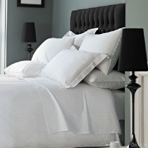 White Cotton Hotel Bedding Set