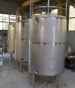 SS Chemical Storage Tank