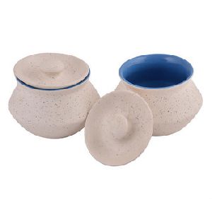 Ceramic Bowl with Lid