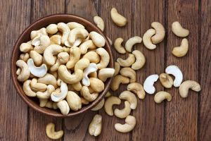 split cashew nuts