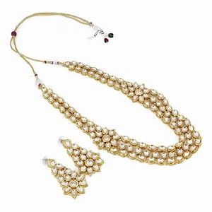 GOLD TONE WHITE PEARL necklace set