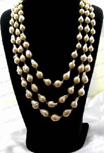 golden pearl neck set