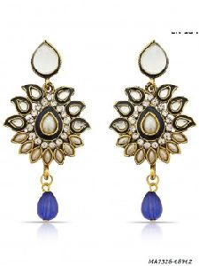 Pearl Gold Plated Alloy Earring