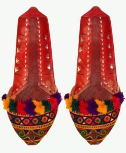 Wedding traditional Indian Punjabi shoes juti