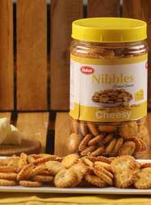 NIBBLES CHEESY