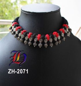 Thread Necklace