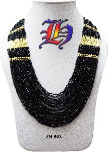 ZH seed beads necklace