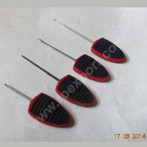 Thumb Needle Set