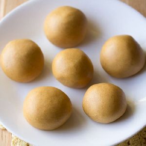 moong ladoo