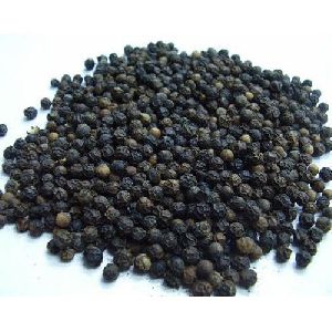 raw black pepper