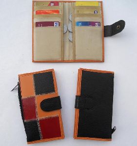 two large side pockets