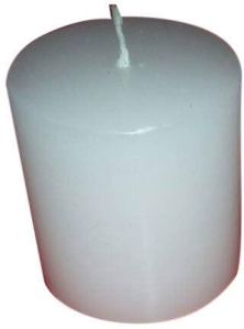 white pillar candle