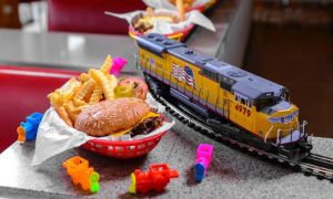 Food Serving Train Set up