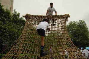 Climbing Army Net