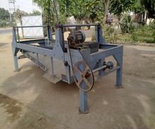 Vibrating Screen