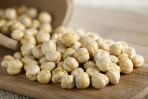 organic white chickpeas