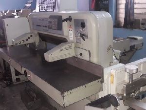 90CE Polar Paper Cutting Machine