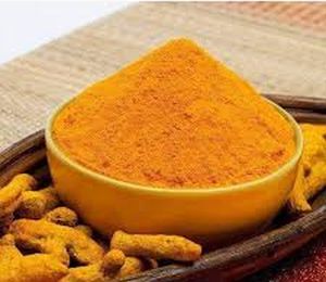 yellow turmeric powder