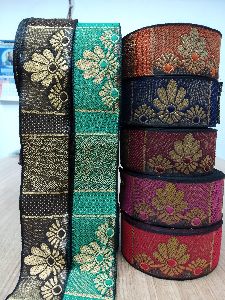 maharani lace border