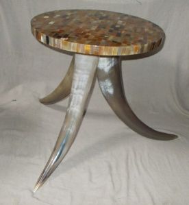 Horn Table