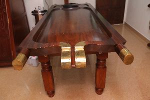 ayurvedic wooden massage table