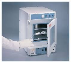 Vacuum Oven