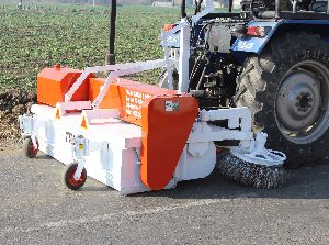 Tractor Mounted Sweeper Machine