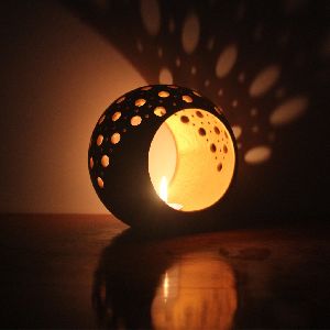 Ring Terracotta Tea Light Holder