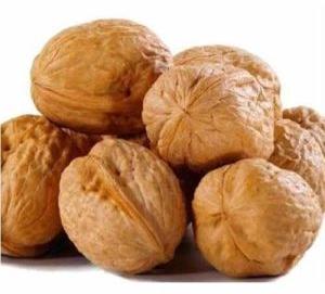 natural walnuts