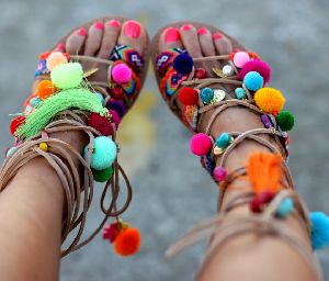 Ladies Handmade Attractive Stylish Sandals
