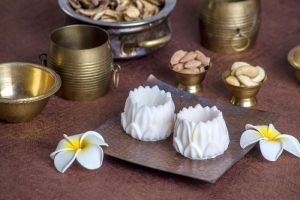 White Lotus Candle