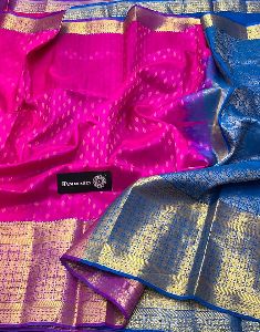 Pure Handloom Designer Gadwal Silk Contrast Blouse Sarees