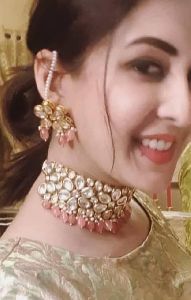 Kundan Choker