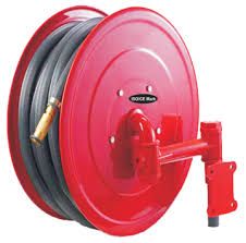Swinging Hose Reel with Nozzle