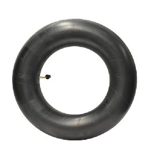 3.50 R08 Butyl Auto Tube