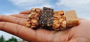 Kovilpatti Kadalaimittai ( GI tagged) / Chikki
