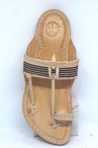 Mens Kapshi Saral Patta Kolhapuri Chappal