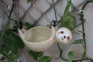 Sloth planter