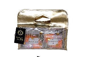 Tissue Golden Makeup Kit