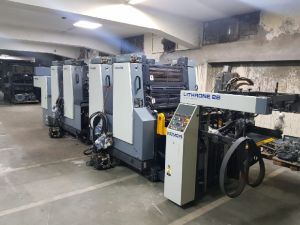 KOMORI L426 printing Machine