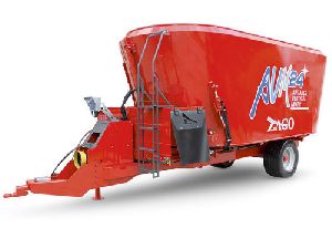 Wagon Driven Feeding Mixer