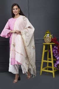 PINK SILK CHANDERI KURTA SET WITH EMB PANTS & DUPPATTA