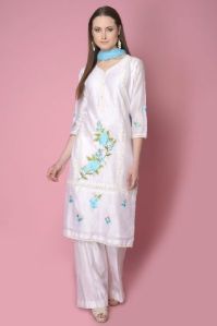 WHITE SILK CHANDERI KURTA SET WITH THREAD EMBROIDERY IN BLUE WITH LACE DETAILING