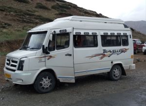 14 Seater Tempo Traveller Rental Service